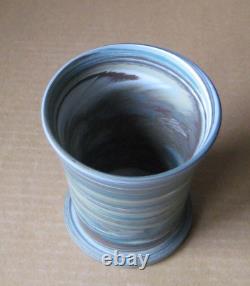 Vase Beaker en jaspe marbré bleu vert de Wedgwood