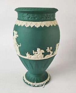 Vase Bountiful en Jasperware Vert de Wedgwood Spruce