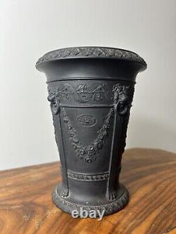 Vase Monopode Conique en Jasperware Basalte Noir Wedgwood de Grande Taille 17cm