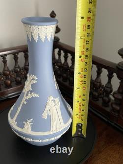 Vase PARNASSUS CANDIDA en JASPERWARE bleu WEDGWOOD et grand saladier, vintage