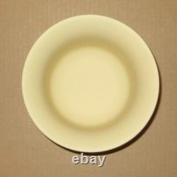 Vase Prunus en jaspe jaune Wedgwood