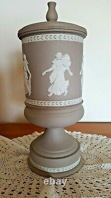 Vase Rare De Taupe Persehone De Wedgwood Avec La Couverture