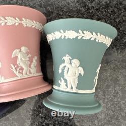 Vase Wedgwood Jasperware rose, bleu marine et sarcelle x 3, très bon état