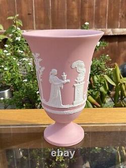 Vase Wedgwood Rare Pretty Pink Jasperware Jasper Ware Large 7.5cm à pieds