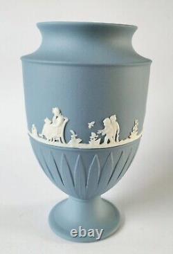 Vase Wedgwood en jaspe bleu mère et enfant