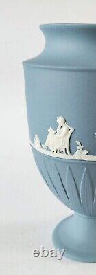 Vase Wedgwood en jaspe bleu mère et enfant