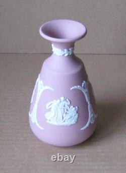 Vase à bouton en jaspe rose Wedgwood