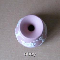 Vase à bouton en jaspe rose Wedgwood