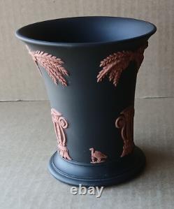 Vase à posy égyptien en jaspe Wedgwood noir et terracotta