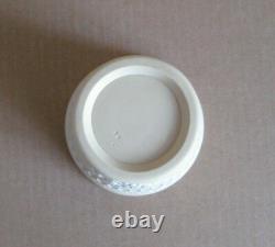 Vase à posy en jaspe jaune Wedgwood