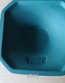 Vase aux chérubins Wedgwood en jaspe vert épicéa