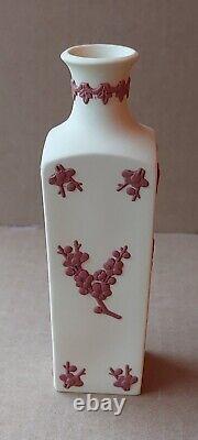 Vase bouteille en jaspe jaune et terracotta Wedgwood Prunus