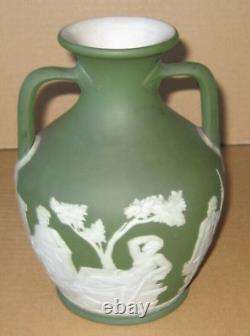 Vase de Portland 7 en faïence jaspe verte de Wedgwood