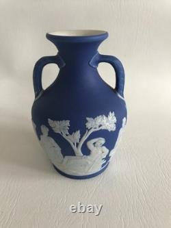 Vase dip PORTLAND 5 en jaspe bleu Wedgwood C1867