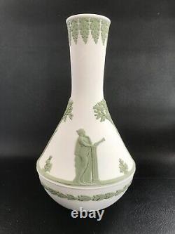 Vase en grand format en jaspe blanc de Wedgwood en excellent état