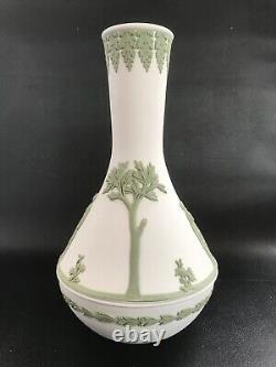 Vase en grand format en jaspe blanc de Wedgwood en excellent état