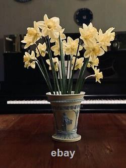 Vase en grès et jaspe bleu de Wedgwood de l'époque victorienne précoce numéro 384