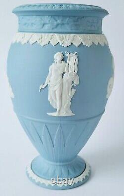 Vase en jaspe Wedgwood bleu Neptune abondant Maître des Océans rare