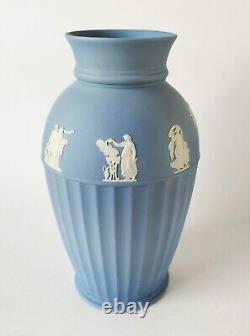 Vase en jaspe Wedgwood bleu de 10 pouces