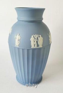 Vase en jaspe Wedgwood bleu de 10 pouces