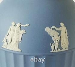 Vase en jaspe Wedgwood bleu de 10 pouces