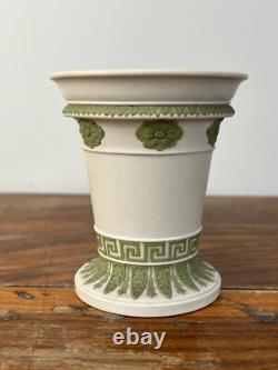 Vase en jaspe avec glaçage en éclaboussure vert sur blanc Wedgwood 1810-1820