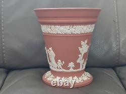Vase en jaspe terracotta Wedgwood