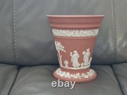 Vase en jaspe terracotta Wedgwood