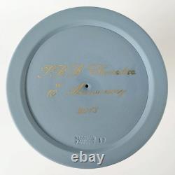 Vase en jasperware Wedgwood bleu, 9 1/2 pouces