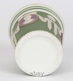 Vase en médaille antique en jasperware à trois couleurs Wedgwood