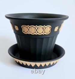 Vase et plateau en jaspe noir et canne de Wedgwood - Collection de bibliothèque Opus