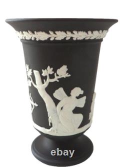 Vase sur pied en jaspe noir Wedgwood vintage