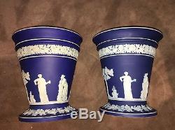 Vases / Jardinières De Wedgwood Blue Dipped Jasperware