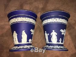 Vases / Jardinières De Wedgwood Blue Dipped Jasperware