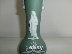 Vieux Vieux Vert Jasperware Petit Vase Avec Étain Rim Dames Pattern Rare