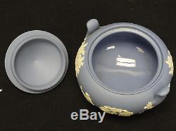 Vintage 1950 Blue Jasperware Wedgwood Teapot, Creamer & Sucre Couvert