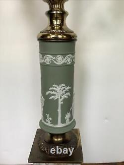 Vintage 34 Vert Wedgwood Jasperware Cristal Laiton Classique Lampe De Table De Style