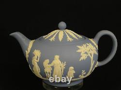 Vintage Années 1950 Blue Jasperware Wedgwood Teapot, Creamer - Sucre Couvert