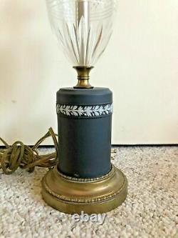 Vintage Wedgwood Black Basalt Jasperware & Lampe De Table En Verre Laiton Base