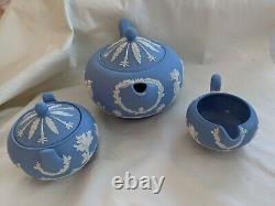 Vintage Wedgwood Blue White Jasperware Tea Set Teapot Sugar Bowl Pot À Crème
