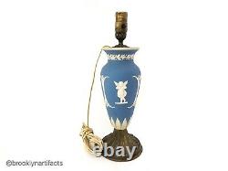 Vintage Wedgwood Porcelaine Bleu Clair Jasperware Vase De Lampe