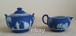 Vintage Wedgwood Portland Blue Jasperware Teapot Creamer Sugar Cups Soucoupes Ensemble