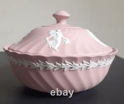 Vtg Grand Bol à Poudre en Jasperware Wedgwood Rose avec Couvercle Heures Dansantes Rare