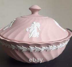 Vtg Grand Bol à Poudre en Jasperware Wedgwood Rose avec Couvercle Heures Dansantes Rare