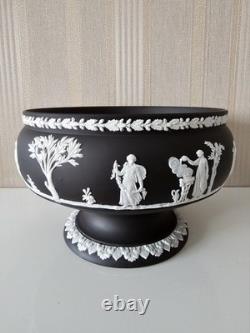 Vtg Wedgwood Grand Centre de Table sur Piédestal à Pieds en Basalte Impérial Noir Jasperware