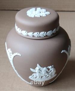 Wedgwood BROWN TAUPE FONCÉ Jasperware Petite Boîte à GINGEMBRE avec Couvercle Rare