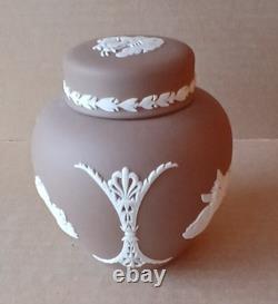 Wedgwood BRUN TAUPE FONCÉ Jasperware Petite BOÎTE À GINGEMBRE AVEC COUVERCLE SIGNÉE RARE
