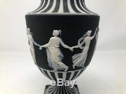 Wedgwood Black Jasperware Vase À Heures De Danse 1955 9.5 Tel Quel