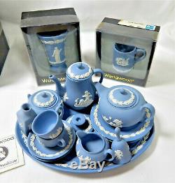 Wedgwood Bleu Jasper Miniature Complète Teaset Et Extras Vintage La Plupart Du Temps Mis En Boîte