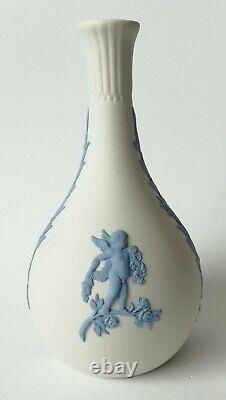 Wedgwood Blue Sur White Jasperware Bud Vase